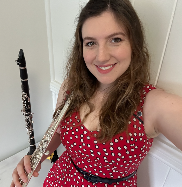 Monique’s Music – Online Flute, Saxophone and Clarinet Lessons